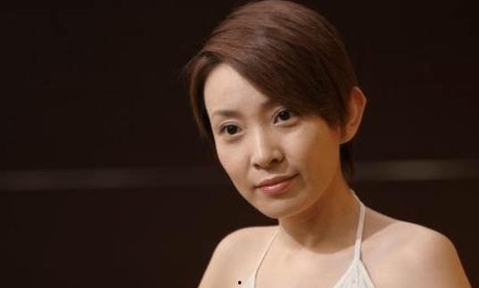 李菲吃瓜事件是真的吗视频,真相揭秘,视频还原事件始末 李菲吃瓜事件是真的吗视频,真相揭秘,视频还原事件始末